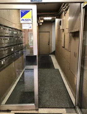 第1早川屋ビルの外観