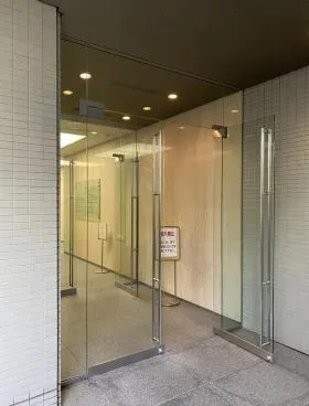 祐真新館ビルの外観