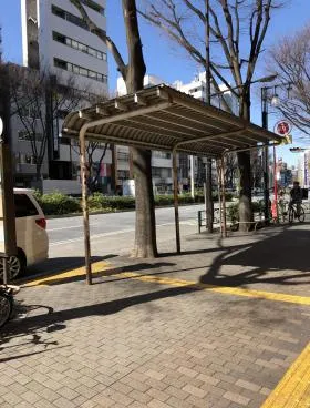 第33宮庭ビルの外観