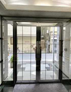 YMビルの外観