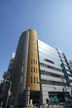 ヒューリック新宿御苑の外観