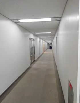 新青山ビル西館の外観