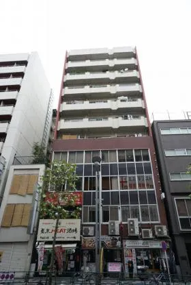 サニーコーポ新宿の外観
