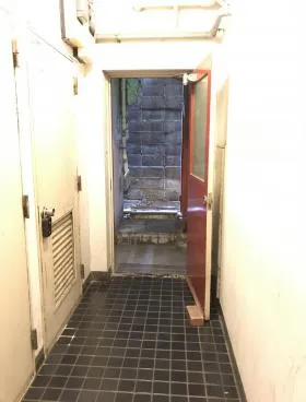 サニーコーポ新宿の外観