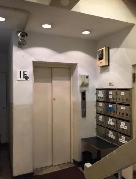 小菅ビルの外観
