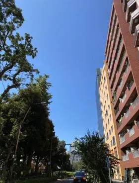 栄幸ビルの外観