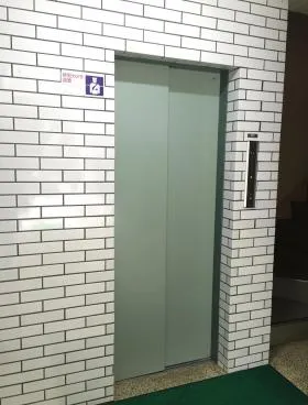 カーサ御苑の外観