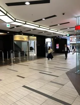渋東シネタワービルの外観