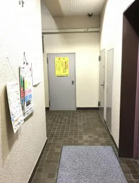 大阪屋ビルの外観