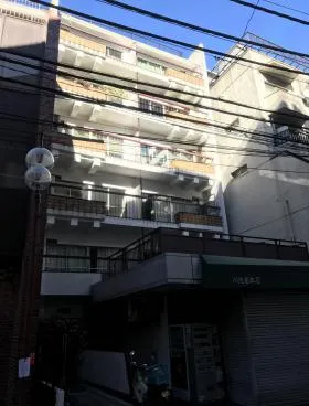 小池ビルの外観