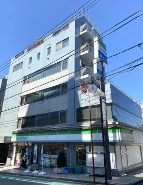 新宿石井ビルの外観