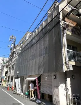新宿5アドレスビルの外観