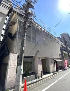 新宿5アドレスビルの外観