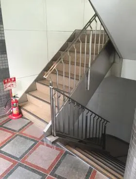 新宿オービルの外観