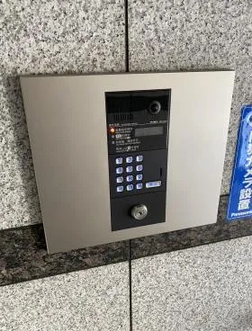 IDO新宿ビルの外観