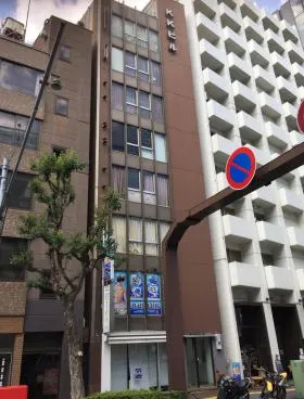 KKビルの外観