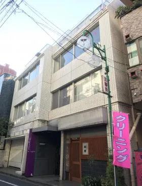アソルティー新宿5丁目ビルの外観