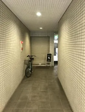 アソルティー新宿5丁目ビルの外観