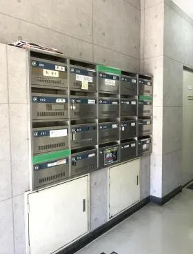 池与ビルの外観