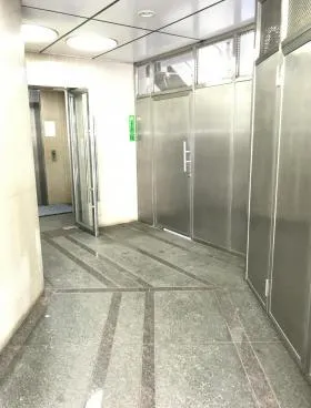 第5イノセビルの外観
