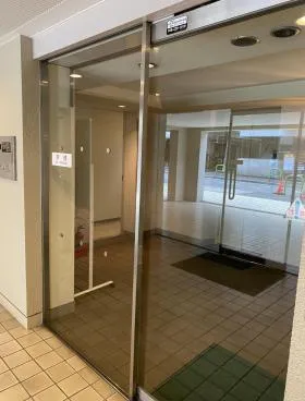 オークヒルアパートメントビルの外観