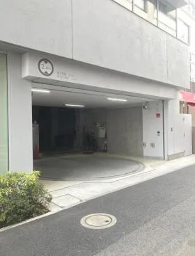 永谷ヒルプラザ六本木の外観