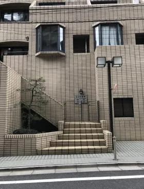 エフ六本木の外観
