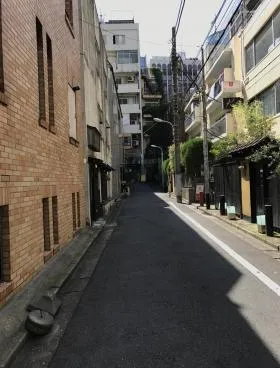 六本木プチビルの外観