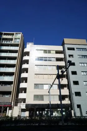 東麻布SSビルの外観