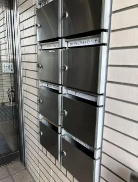サンワット渡邊ビルの外観
