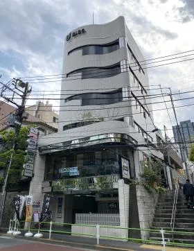 六本木Uビルの外観