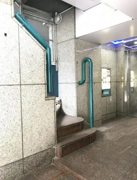 六本木日栄ビルの外観