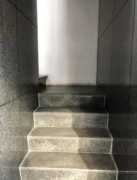 メディックスビルの外観