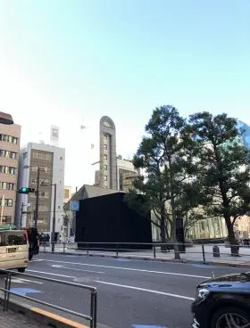 秀栄ビルの外観