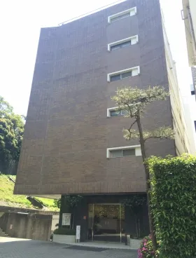 麻布鳥居坂マンションの外観