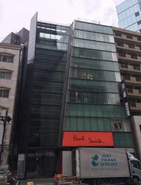 アクソール六本木の外観