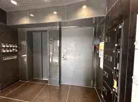 京王西新宿南ビルの外観