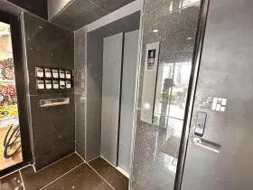 京王西新宿南ビルの外観