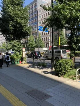 新宿幸容ビルの外観