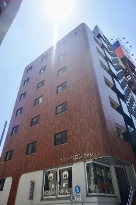 小針ビルの外観
