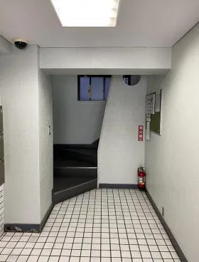 ハレのぐちビルの外観