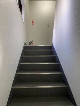 ハレのぐちビルの外観