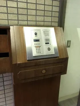 麻布キングダムビルの外観