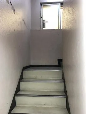 西麻布ハウスビルの外観