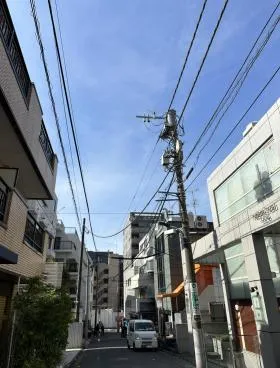 西麻布エフティーセカンドビルの外観