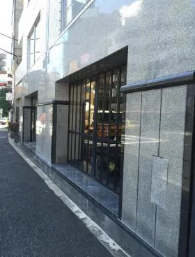 森口ビルの外観