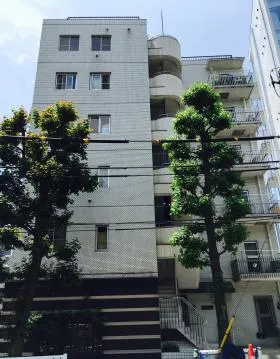 ストーク西麻布ビルの外観