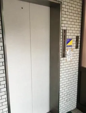 西麻布YKビルの外観