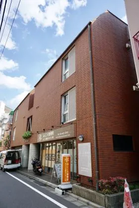 東一ビルの外観
