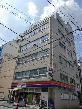 光起ビルの外観